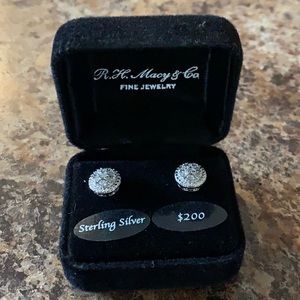BRAND NEW Diamond earrings